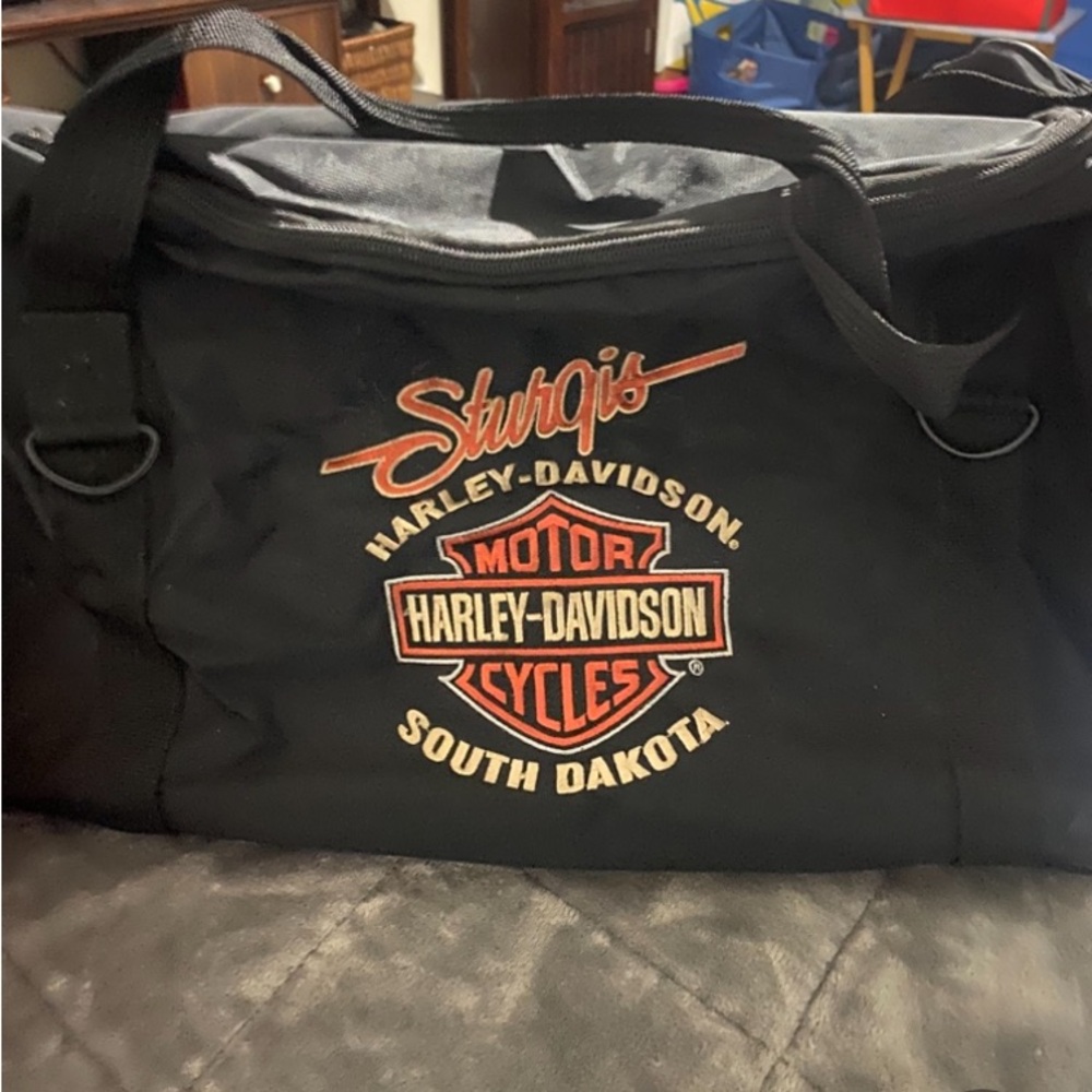 Harley-Davidson Black Sporty Duffel Bag with Iconic Logo